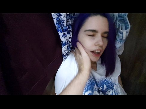 ❤️ Нашел сестренку в шкафу и помог кончить ❤️ Порно на порно сайте mrvideospornogratis.ru
